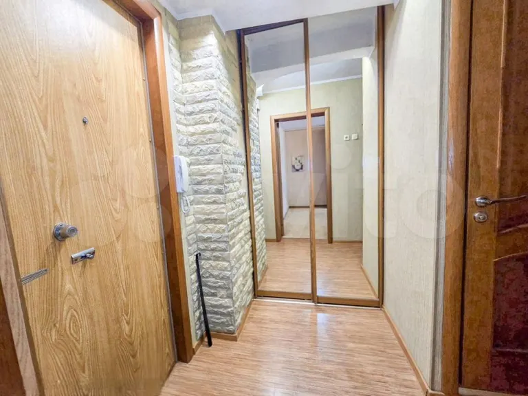 1-комн., 33.6 м², 2/12 этаж, мкр-н Юбилейный, ул. 70-летия Октября, 12/1 — фото 2