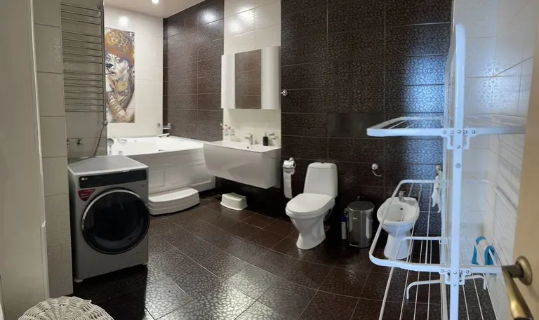 4-комн. квартира, 136 м² — фото 3
