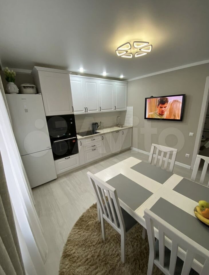 Продается 2-комн. квартира, 60 м²