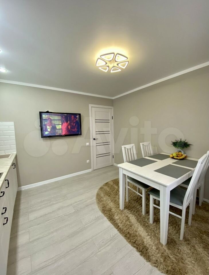 2-комн. квартира, 60 м² — фото 2