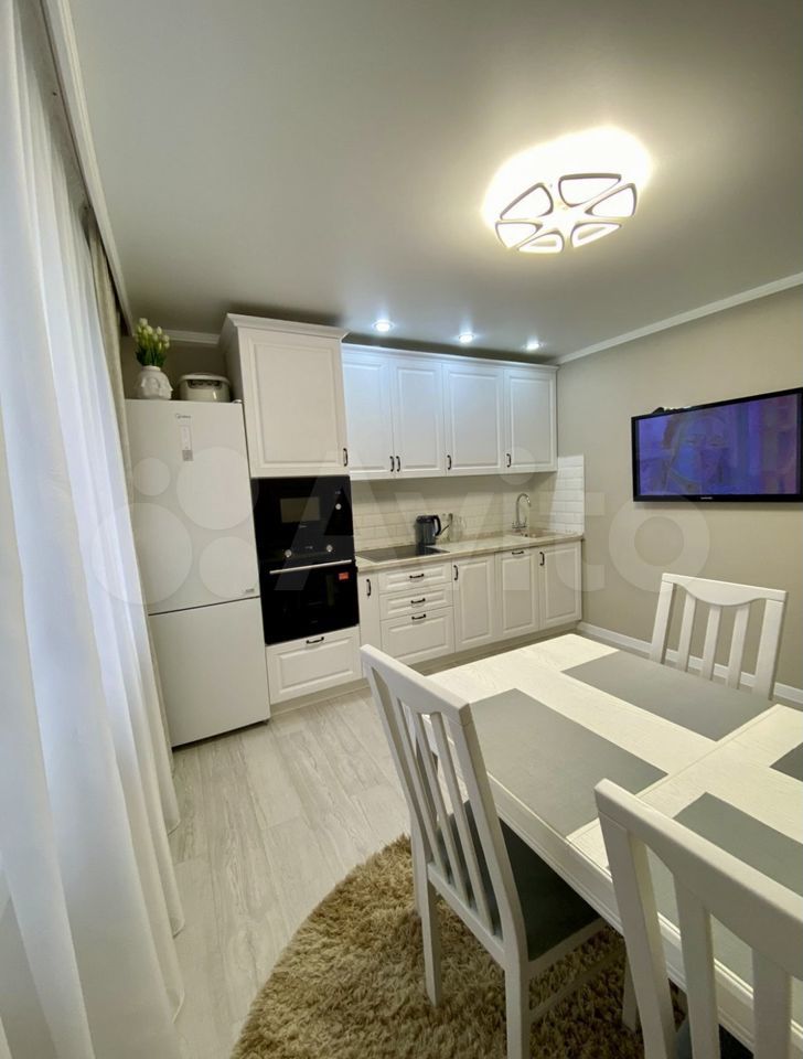 2-комн. квартира, 60 м² — фото 3