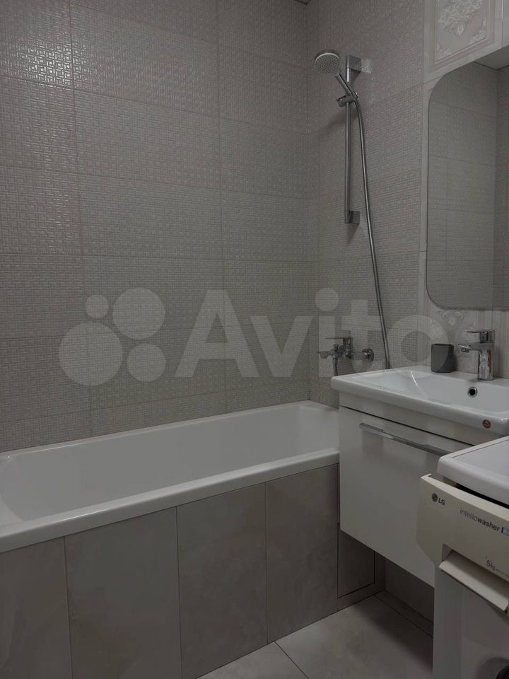 1-комн., 37.9 м², 14/16 этаж, г Краснодар, ул им. Героя Аверкиева А.А., д 34 — фото 2