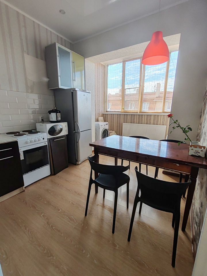 2-комн., 50 м², 6/6 этаж, Кадетская ул., 9