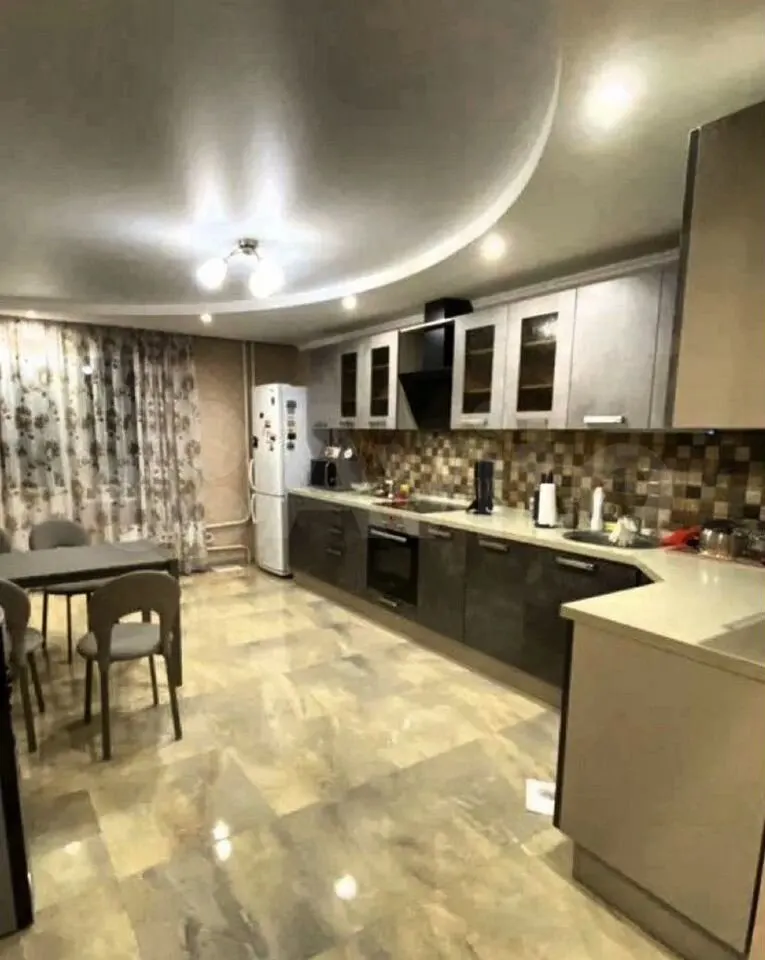 3-комн. квартира, 90 м² — фото 3