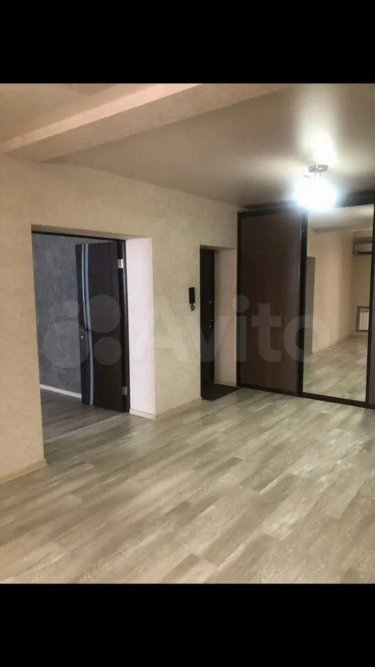 2-комн., 74.4 м², 4/9 этаж, Карасунский внутригородской округ, мкр-н Камвольно-суконный Комбинат, Камвольная ул., 3 — фото 2