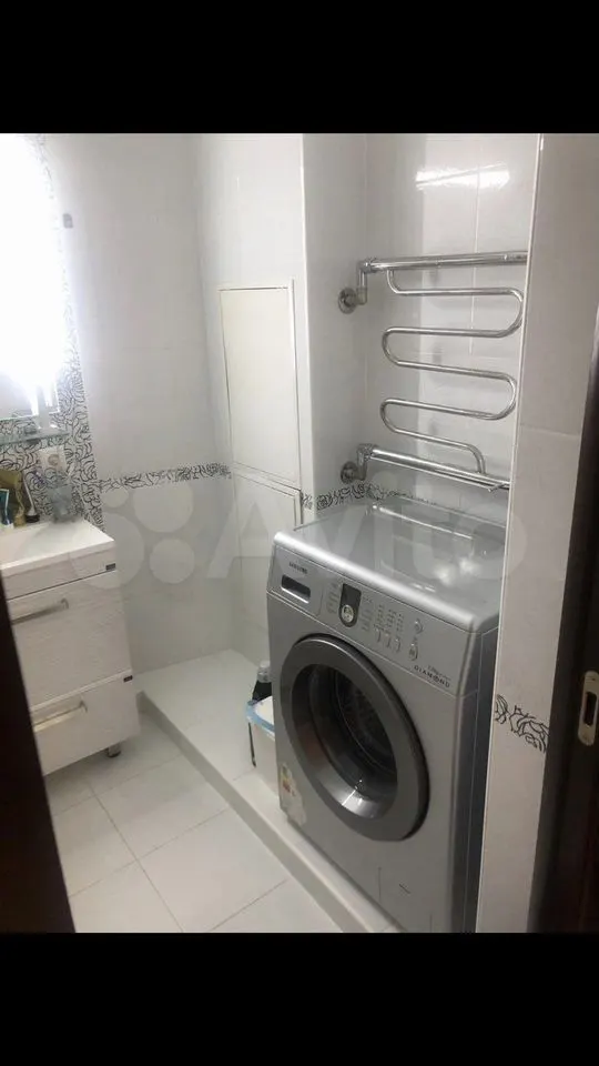 2-комн., 74.4 м², 4/9 этаж, Карасунский внутригородской округ, мкр-н Камвольно-суконный Комбинат, Камвольная ул., 3 — фото 3