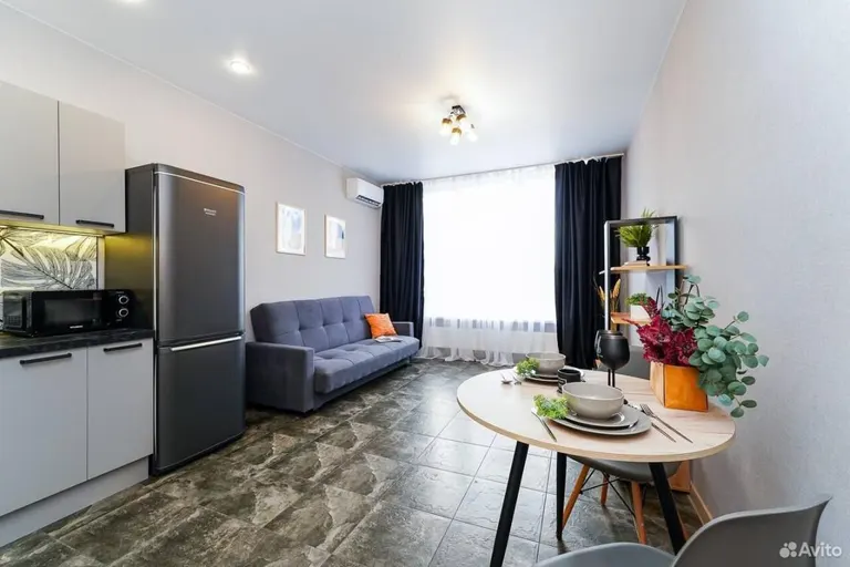 Продается 1-комн. квартира, 43 м²