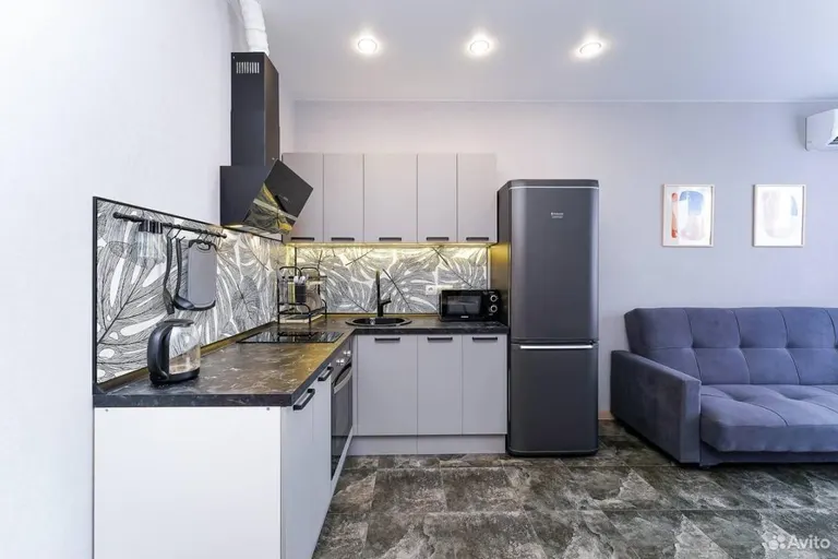 Продается 1-комн. квартира, 43 м² — фото 2