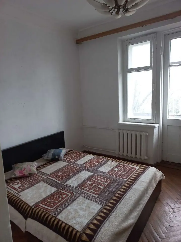 2-комн., 57 м², 3/5 этаж, микрорайон Центральный, Красная ул., 206 — фото 3