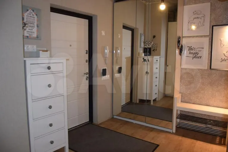 Продается 3-комн. квартира, 92.3 м² — фото 2