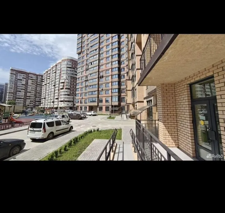 1-комн., 42.5 м², 12/20 этаж, ЖК «Аксиома» — фото 2