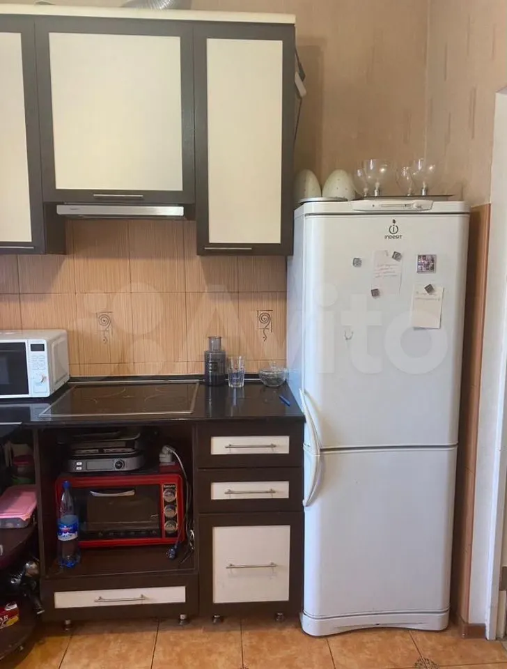 1-комн., 40 м², 3/3 этаж, Центральный внутригородской округ, мкр-н Центральный, ул. Ломоносова, 14/1 — фото 2