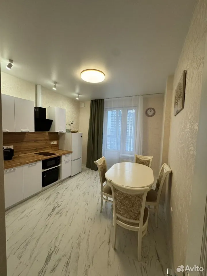 Продается 1-комн. квартира, 40.6 м² — фото 3