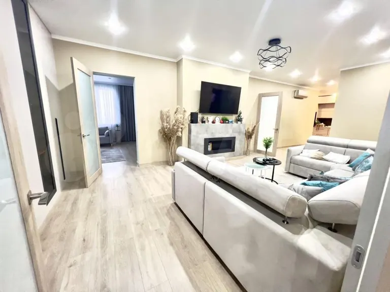 4-комн. квартира, 215 м² — фото 4