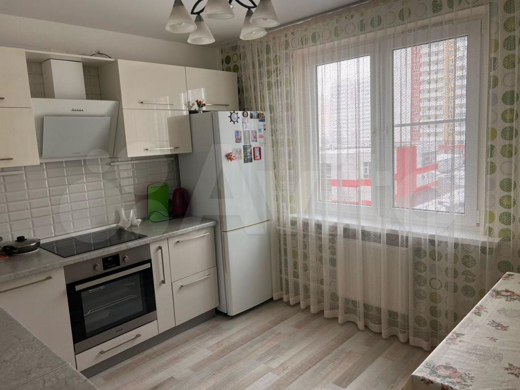 2-комн. квартира, 59 м² — фото 2