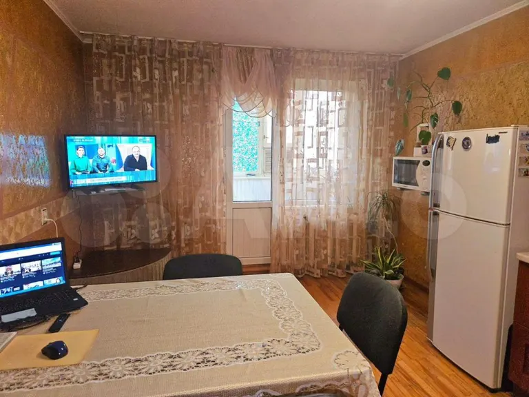 3-комн., 93.8 м², 1/12 этаж, мкр-н Юбилейный, ул. Бульварное Кольцо, 17 — фото 2