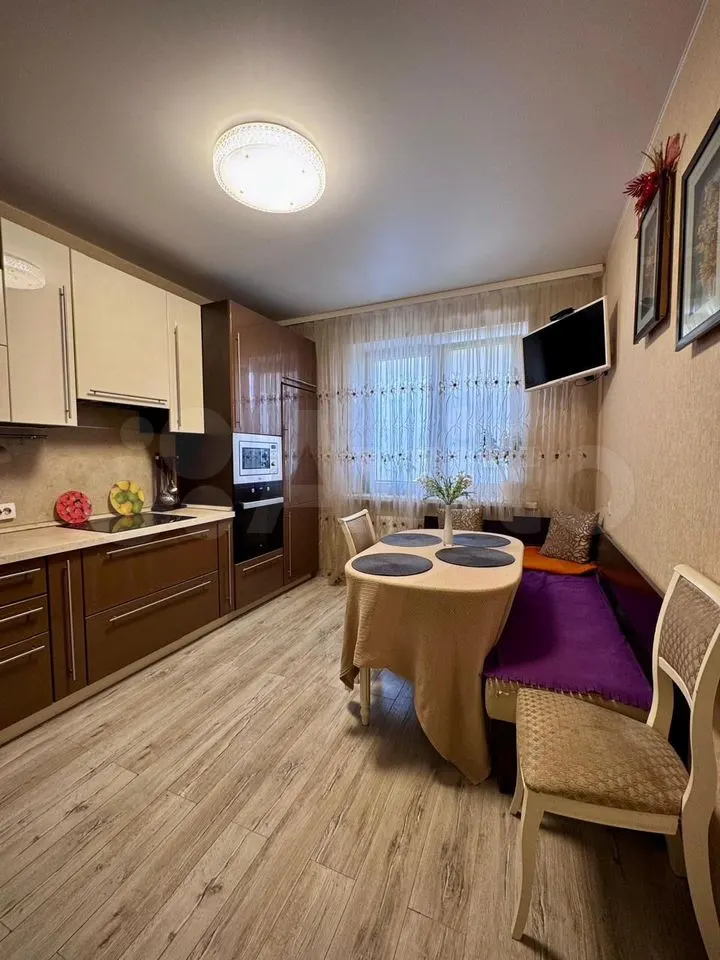 Продается 2-комн. квартира, 65 м²