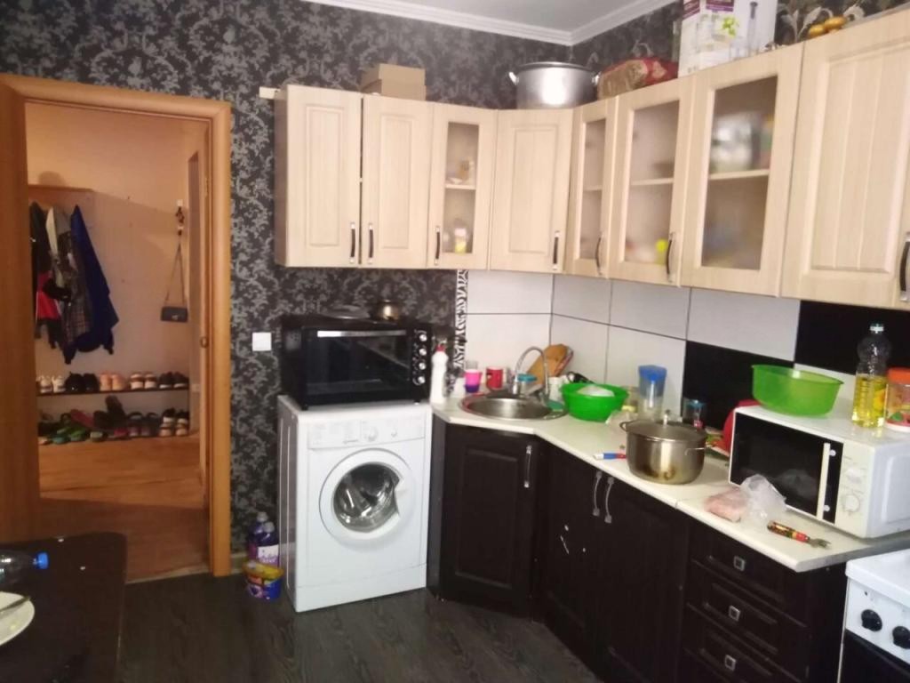 2-комн., 74 м², 1/10 этаж, Краснодар г