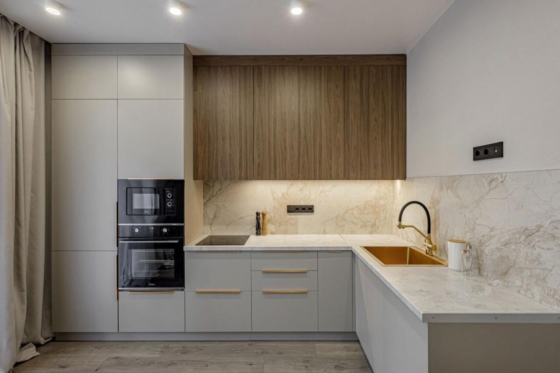 Продается 2-комн. квартира, 74.1 м²