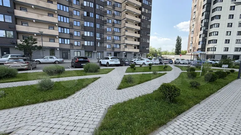 2-комн., 65.8 м², 20/22 этаж, Центральный внутригородской округ, мкр-н Центральный, Береговая ул., 2к2 — фото 2
