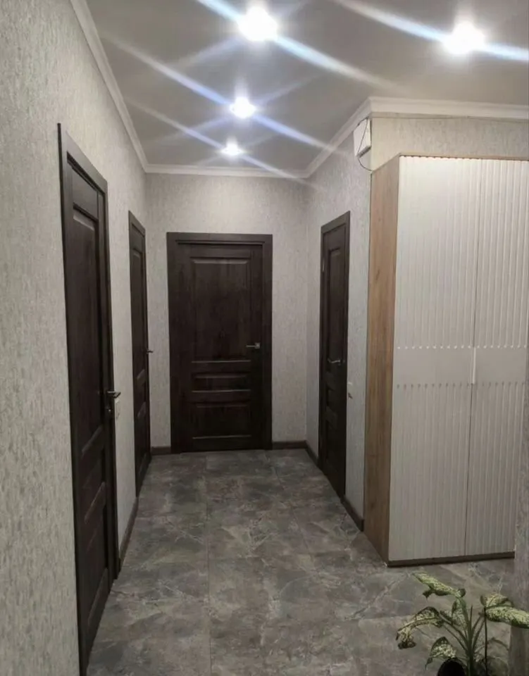 3-комн., 79 м², 14/24 этаж, Карасунский внутригородской округ, мкр-н Камвольно-суконный Комбинат, ул. Дежнёва, 29/3 — фото 4