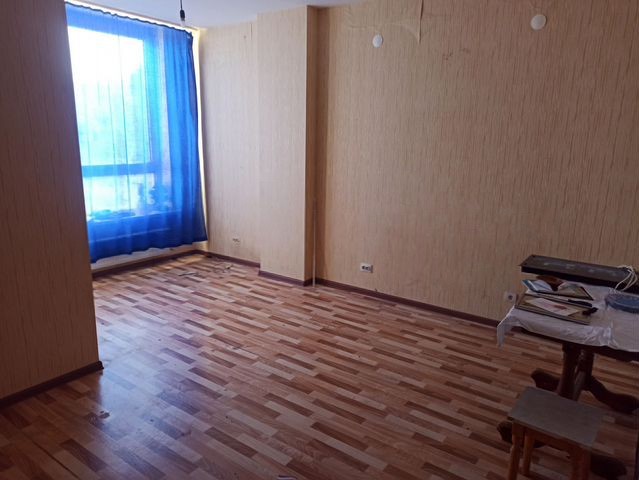 Продается 3-комн. квартира, 100.1 м²