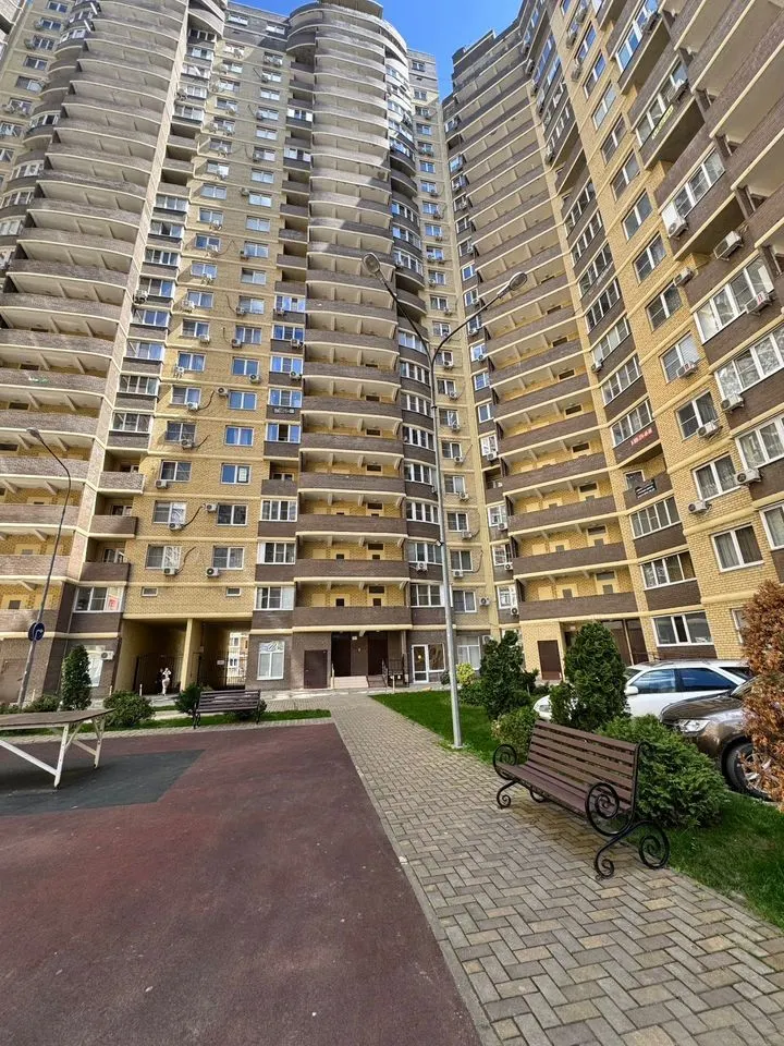 2-комн., 69 м², 5/23 этаж, Карасунский внутригородской округ, мкр-н Гидростроителей, ул. Дмитрия Благоева, 31к1 — фото 2