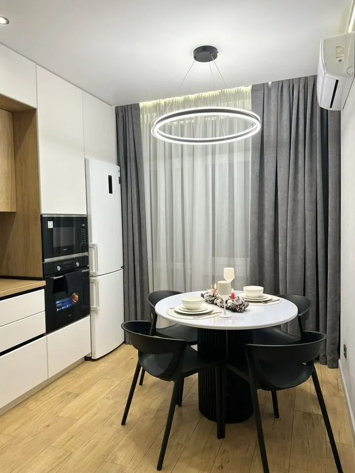 Продается 1-комн. квартира, 45 м² — фото 4