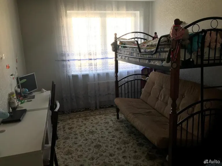 3-комн., 74 м², 5/17 этаж, ул. имени 40-летия Победы, 135 — фото 3