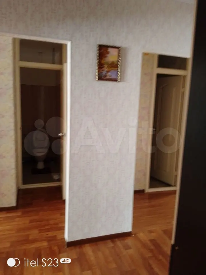 Продается 2-комн. квартира, 65.3 м² — фото 2