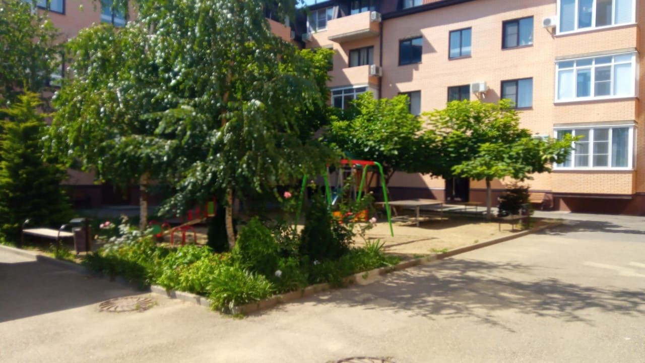 2-комн., 68 м², 4/4 этаж, Краснодар г
