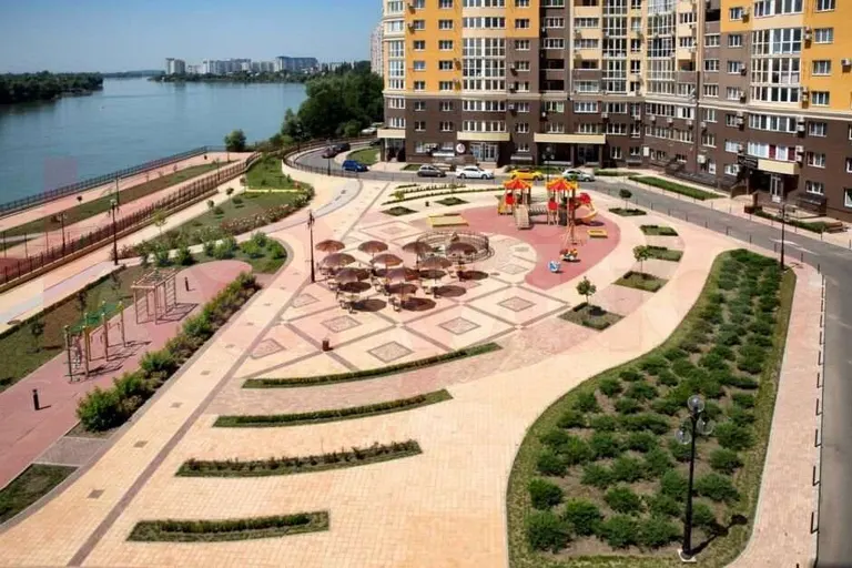 Продается 2-комн. квартира, 97 м² — фото 2