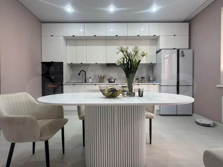 Продается 2-комн. квартира, 64.1 м²