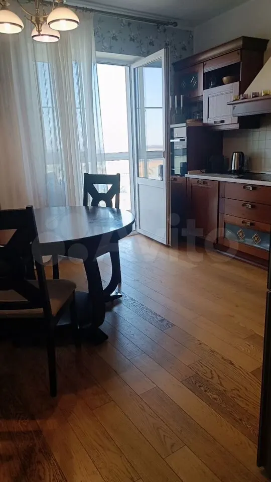Продается 2-комн. квартира, 78 м² — фото 2