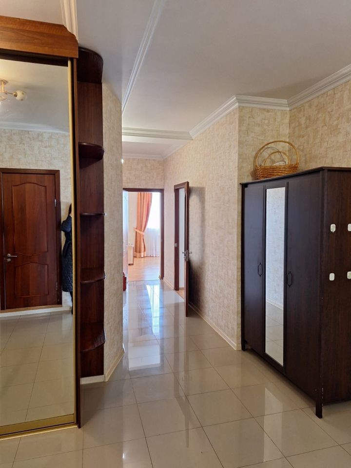 2-комн., 83.3 м², 3/6 этаж, Сочи, мкр-н Бытха, ул. Бытха, 41/2 — фото 3