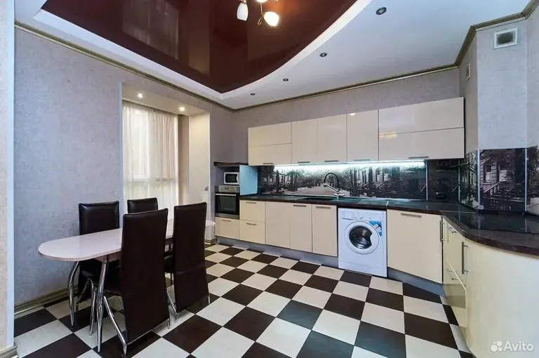 Продается 2-комн. квартира, 69 м²