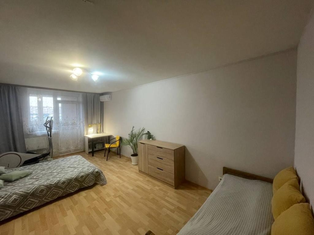 1-комн., 42 м², 6/17 этаж, Кореновская ул., 73