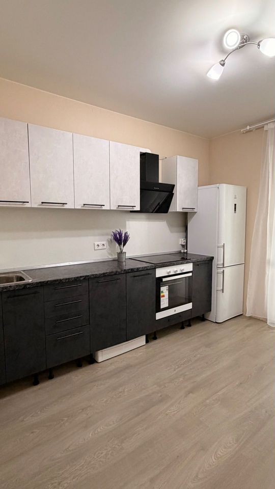 2-комн., 56 м², 14/24 этаж, ул. имени Героя Георгия Бочарникова, 4 — фото 2