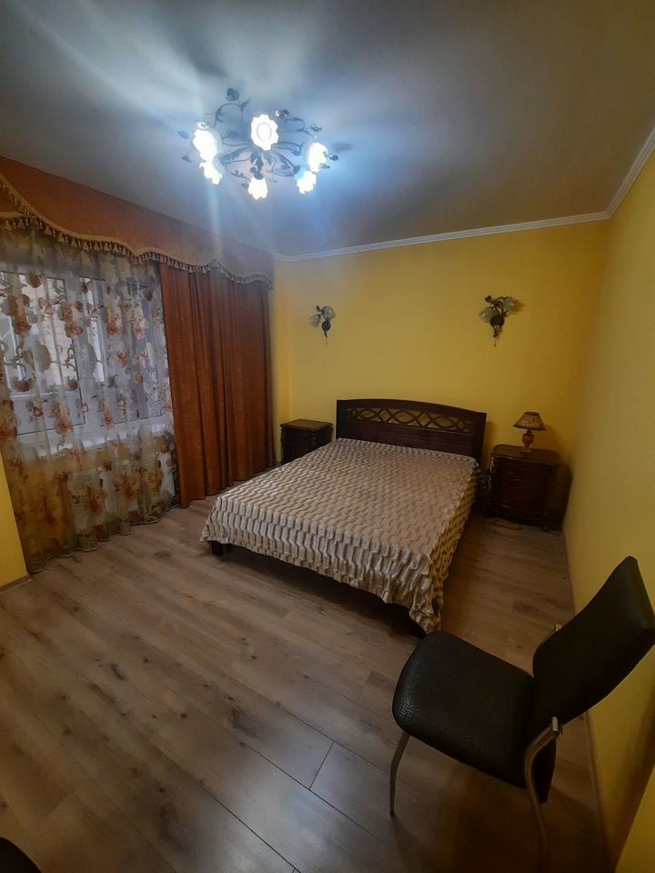 2-комн., 60 м², 9/10 этаж, Центральный внутригородской округ, мкр-н Центральный, Карасунская наб., 99 — фото 3