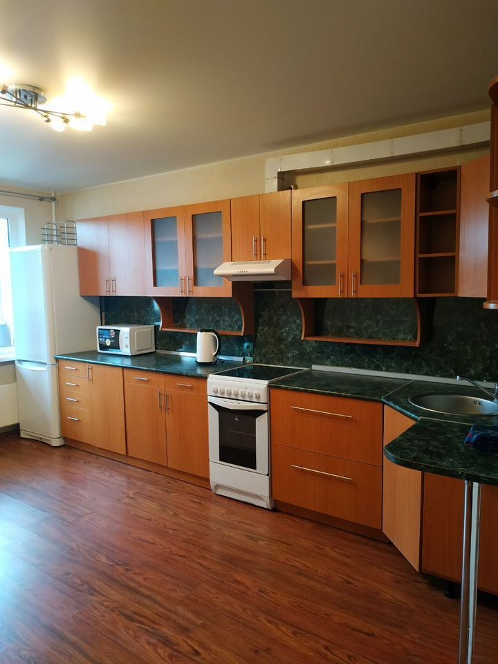 2-комн., 68 м², 11/12 этаж, мкр-н Юбилейный, Рождественская наб., 3 — фото 2