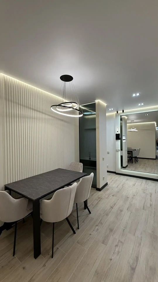 2-комн., 55 м², 19/22 этаж, ул. Шоссе Нефтяников, 18к4 — фото 2