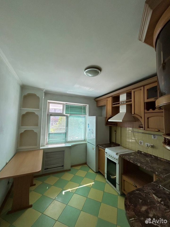 3-комн., 65 м², 3/9 этаж, ул. имени 40-летия Победы, 63 — фото 3