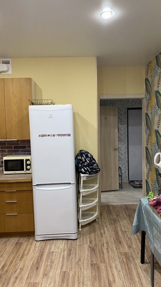 1-комн., 33.8 м², 12/18 этаж, ул. имени Владимира Жириновского, 1 — фото 3