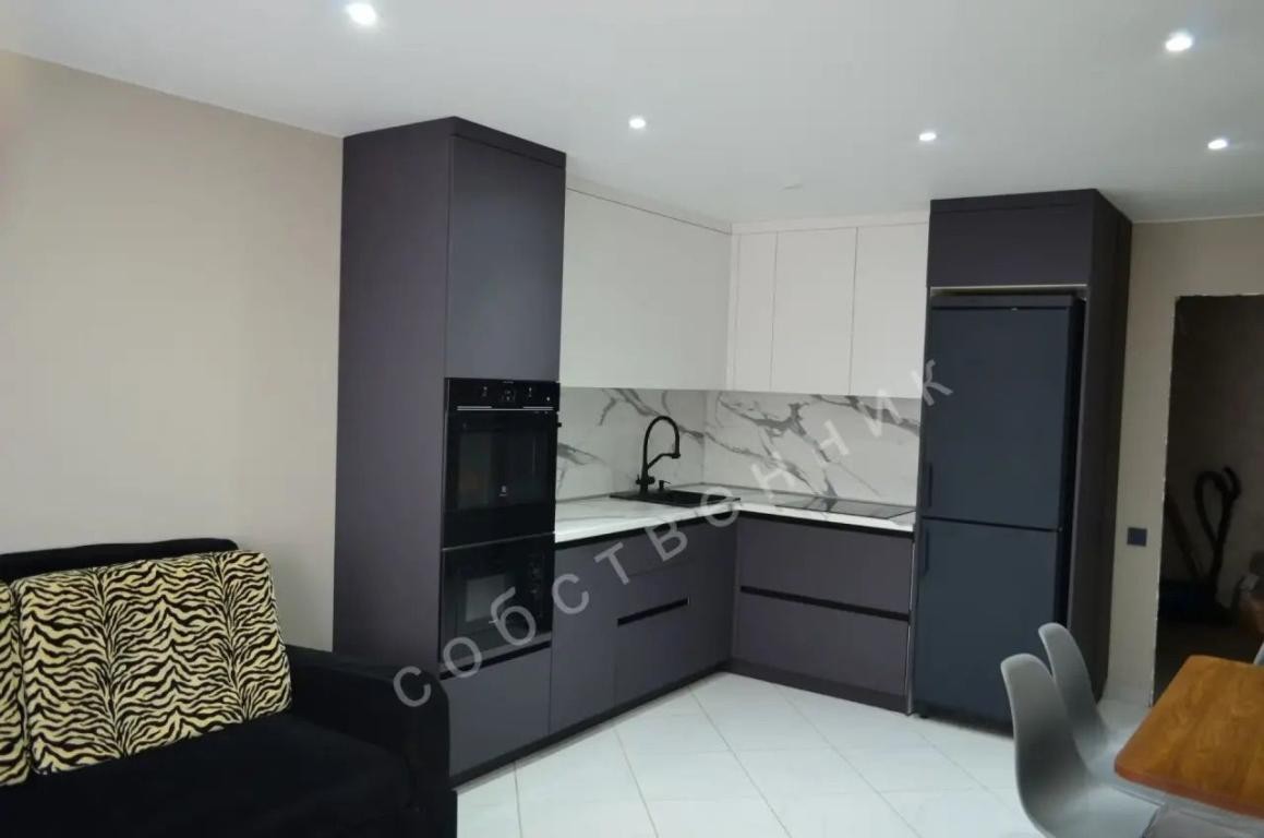 3-комн., 90.1 м², 10/16 этаж, ул. Героев-Разведчиков, 42 — фото 2