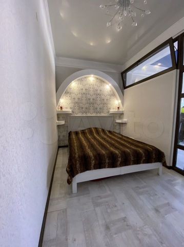 3-комн., 58.5 м², 2/7 этаж, Сочи, ул. Макаренко, 8/6 р-н Центральный — фото 2