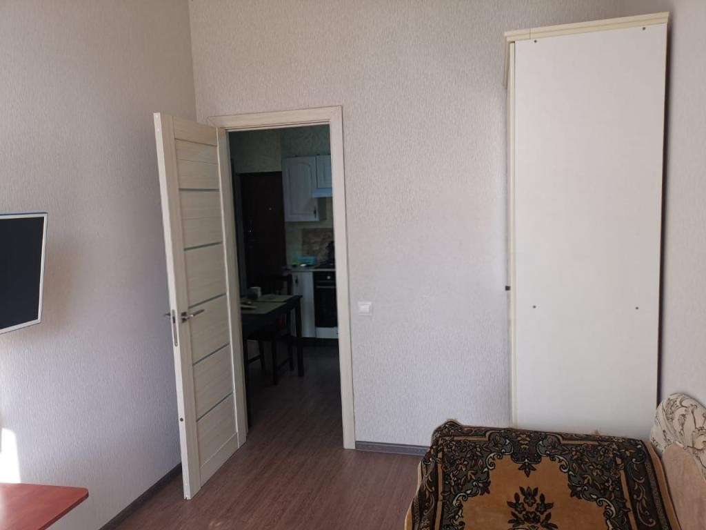2-комн., 42 м², 2/4 этаж, Сочи, жилой район Адлер, ул. Голубые Дали, 99А — фото 2