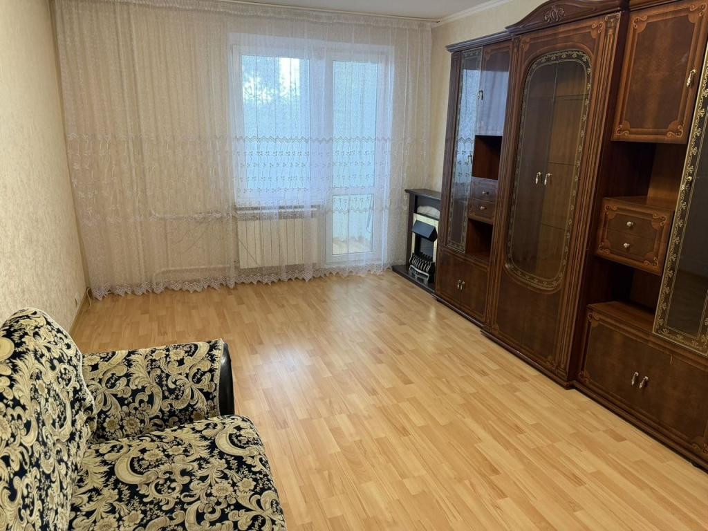 2-комн., 66.2 м², 1/16 этаж, ул. имени 40-летия Победы, 33/10 — фото 2