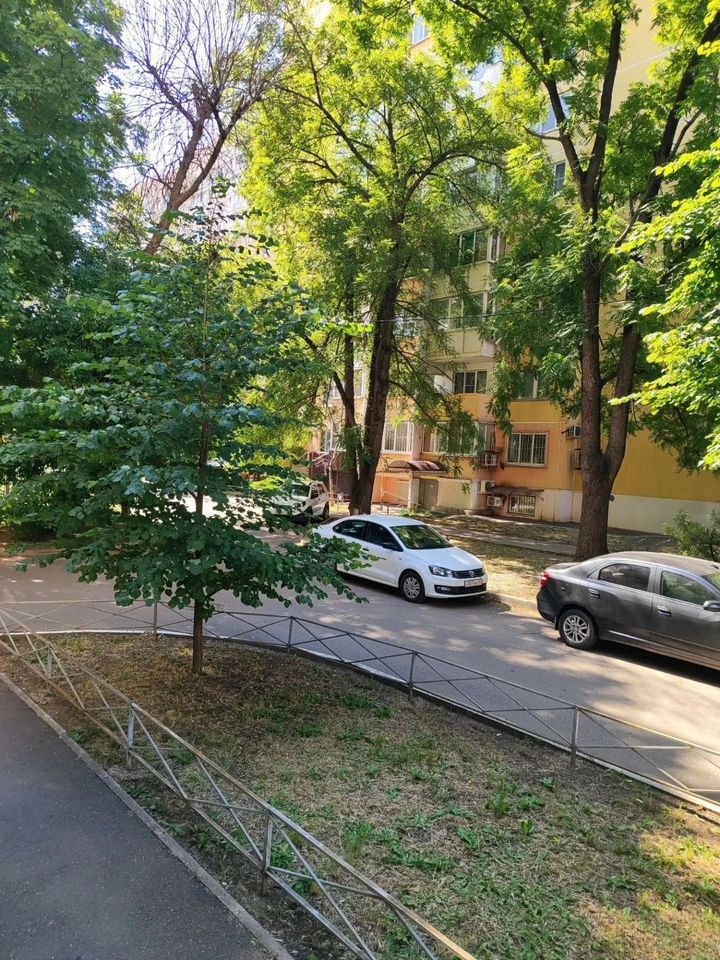 2-комн., 73 м², 1/9 этаж, Уральская ул., 115 — фото 2