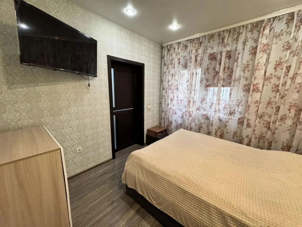 2-комн., 44 м², 2/9 этаж, Прикубанский внутригородской округ, мкр-н Славянский, Заполярная ул., 35к8 — фото 2
