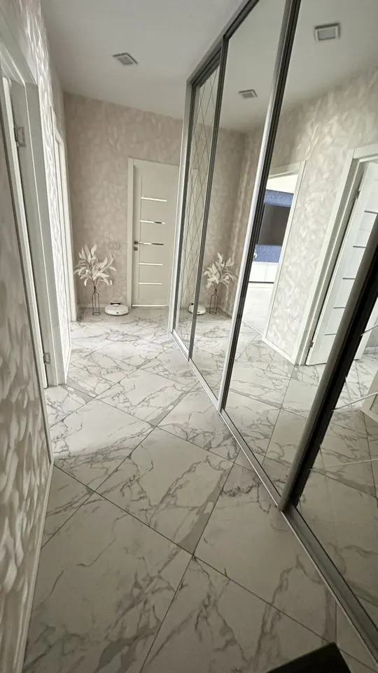 Продается 2-комн. квартира, 61.4 м²